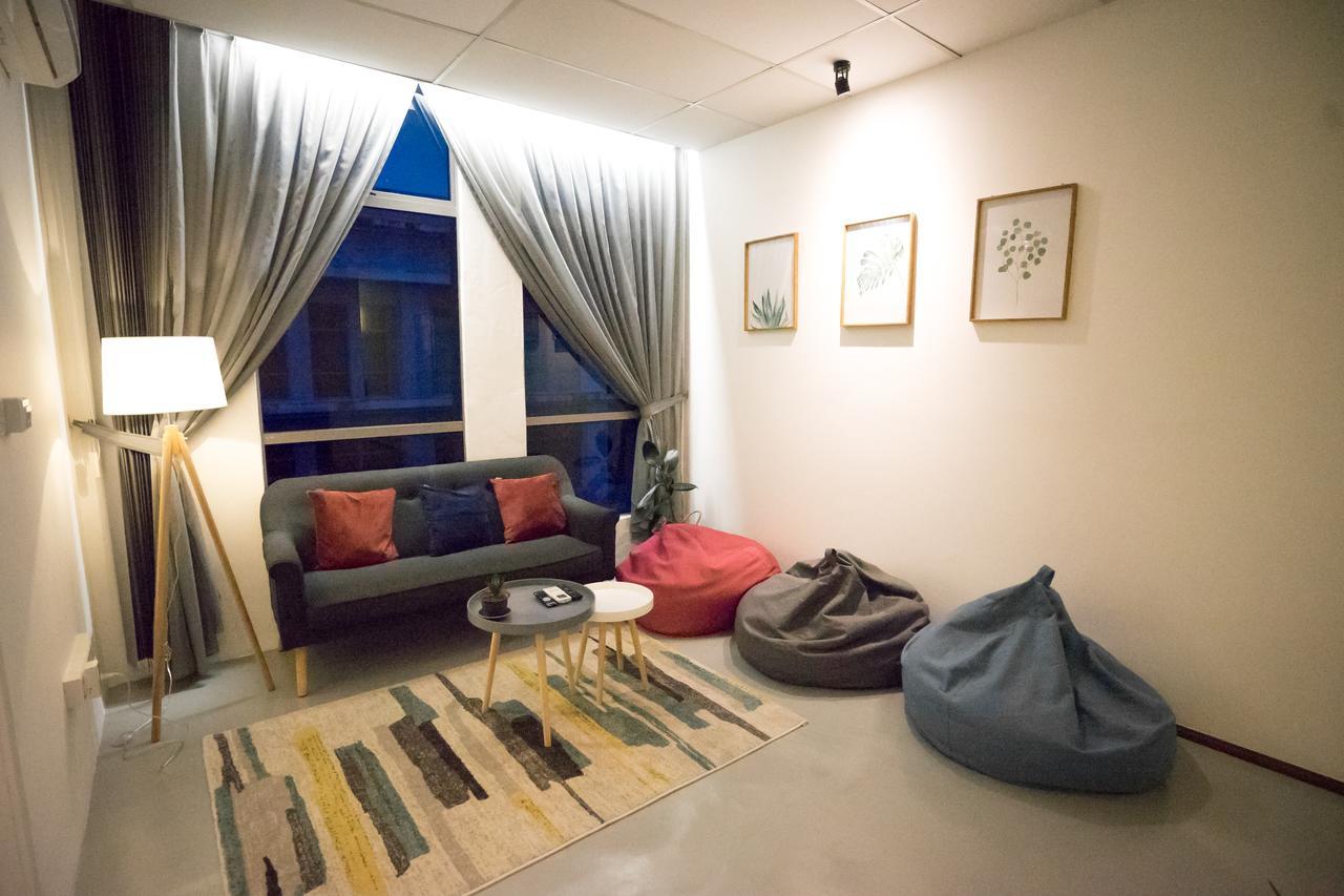 Cozy Hostel Kampong Sembulan Exteriör bild