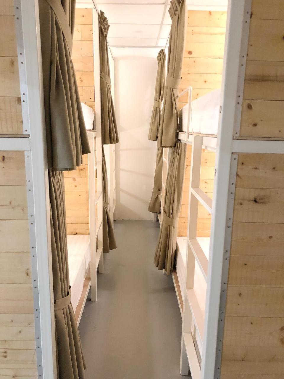 Cozy Hostel Kampong Sembulan Exteriör bild